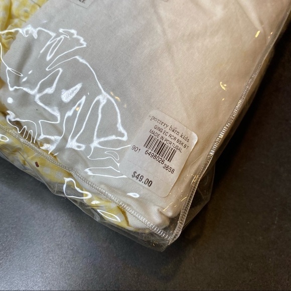 Pottery Barn Kids Yellow & White Neutral Gingham Print Crib Size Bedskirt - Picture 7 of 8